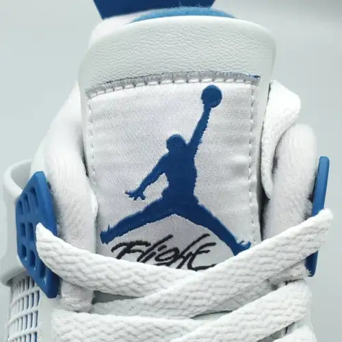 Air Jordan 4 Retro Air Jordan 4 'Military Blue' 2024