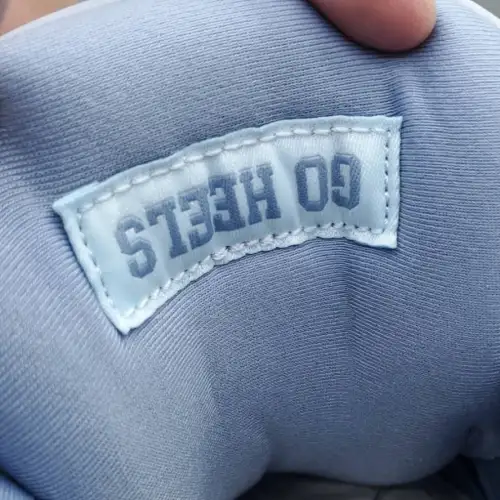 Air Jordan 4 Air Jordan 4 Retro 'UNC' PE 2025