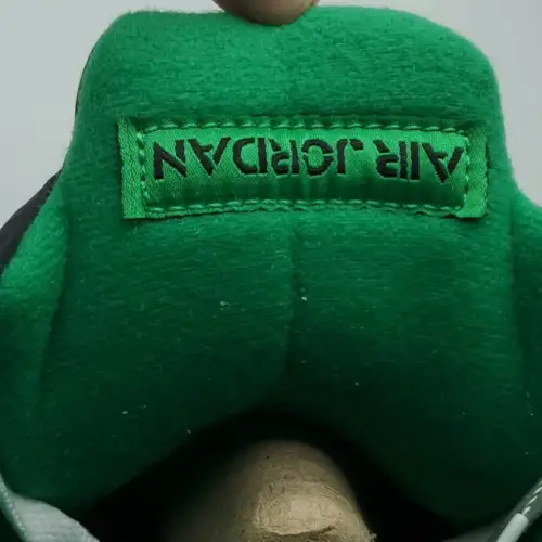 Wmns Air Jordan Air Jordan 5 5 Retro 'Lucky Green'