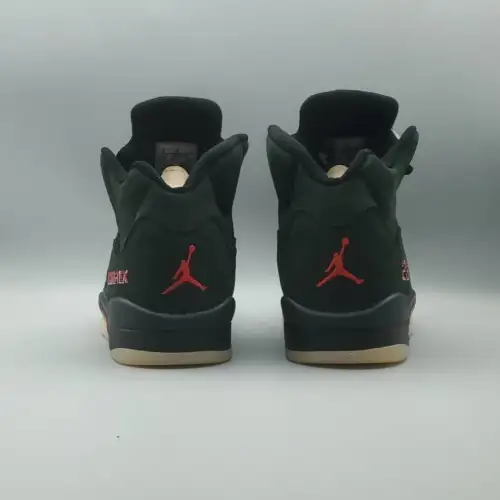 Wmns Air Jordan 5 GORE-TEX  GORE-TEX 'Off-Noir'