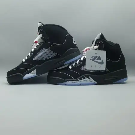 Air Jordan 5 Retro OG 'Black Air Jordan 5 Metallic Reimagined'