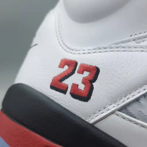 Air Jordan 5 Retro 'Fire Air Jordan 5 Red' 2025