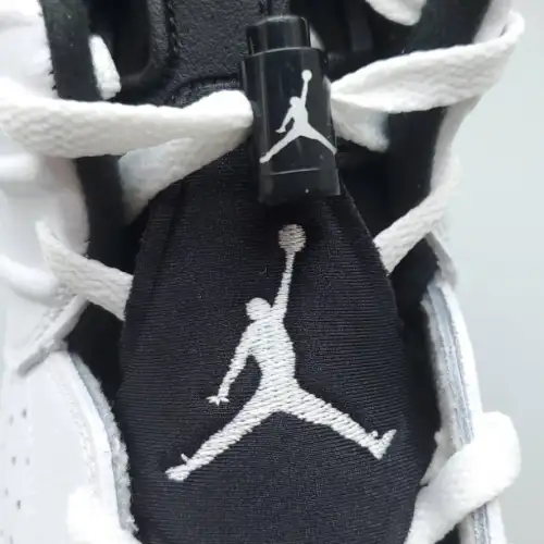 Air Jordan 6 Retro 'Reverse Air Jordan 6 Oreo'