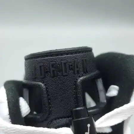 Air Jordan 6 Retro 'Reverse Air Jordan 6 Oreo'
