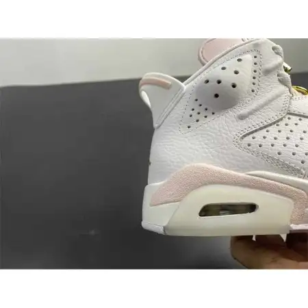 Wmns Air Jordan 6 Air Jordan 6 Retro 'Gold Hoops'