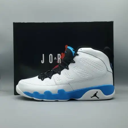 Air Jordan 9 Retro 'Powder Blue' 2024