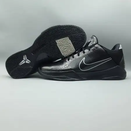 Zoom Kobe 5 'Black Zoom Kobe 5 Out'