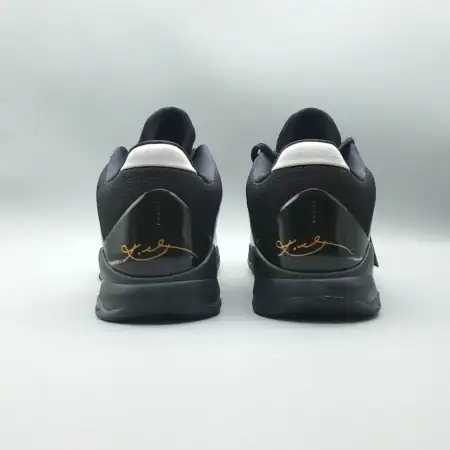 Zoom Kobe 5 'Black Zoom Kobe 5 Out'