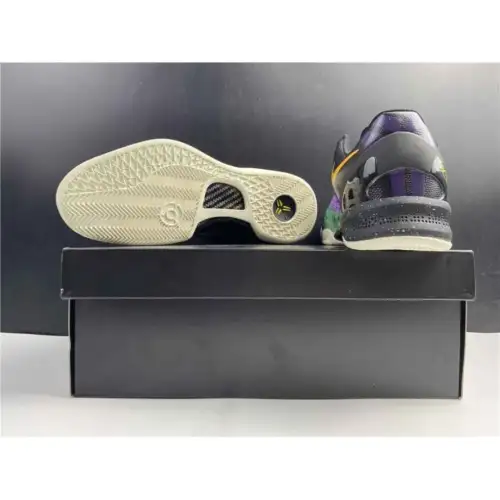 Kobe 8 System 'Easter'