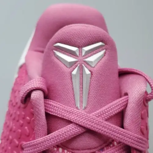 Zoom Kobe 6 Zoom Kobe 6 Protro 'Think Pink'