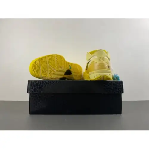 Zoom Kobe 4 Zoom Kobe 4 Protro 'CHBL'