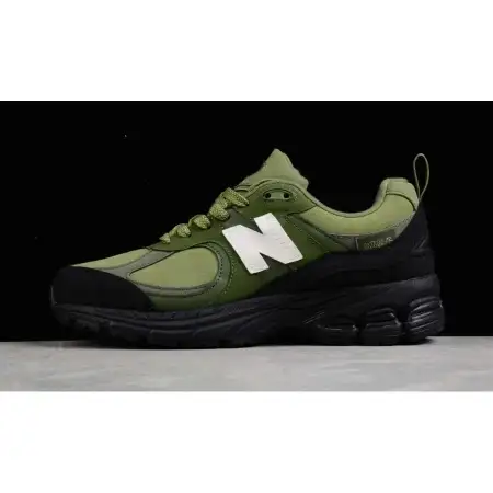 The Basement 2002R x 2002R 'Moss Green'