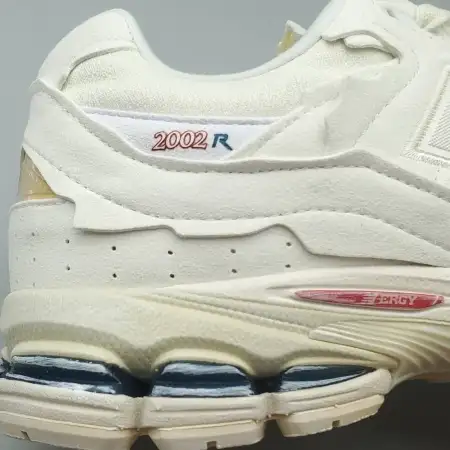2002R 'Protection Pack - Sea 2002R Salt'