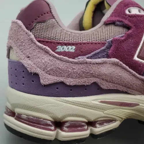2002R 'Protection Pack 2002R - Pink'