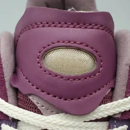 2002R 'Protection Pack 2002R - Pink'