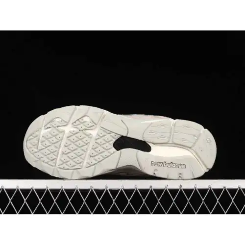 Levi's x 990v3 New Balance Made In USA 'Elephant Skin'