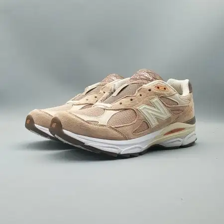 size? x 990v3 Made in USA 'Keepin' it Running' 615F1399