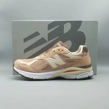 size? x 990v3 Made in USA 'Keepin' it  Keepin Running'