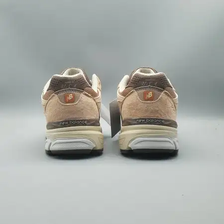 size? x 990v3 Made in USA 'Keepin' it  Keepin Running'