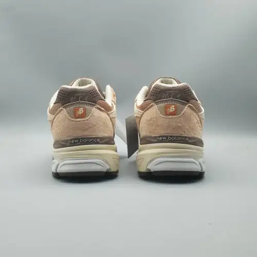 size? x 990v3 Made in USA 'Keepin' it  Keepin Running'