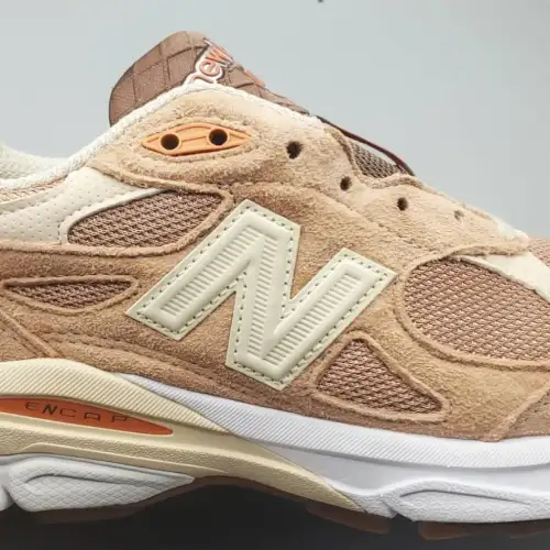 size? x 990v3 Made in USA 'Keepin' it  Keepin Running'