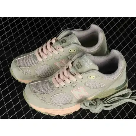 Joe Freshgoods x 993 Made in USA 'Performance Art - Sage' F15F9584