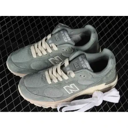 Kith x 993 Made in USA 'Pistachio' D271432