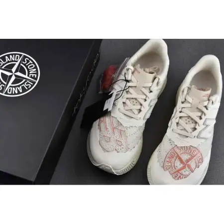Stone Island x Tokyo Design Studio x FuelCell RC Elite v2 'White' 4CDFC1284