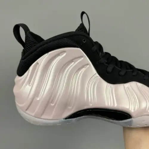 Air Foamposite One Air Foamposite One 'DMV Cherry Blossom'