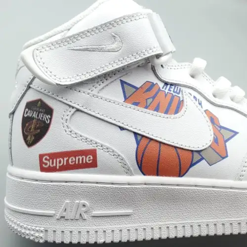 Supreme x NBA Air Force 1 x Air Force 1 Mid 07 'White'