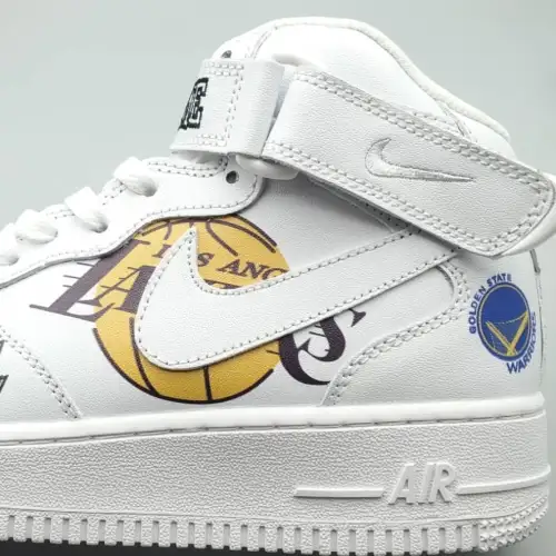 Supreme x NBA Air Force 1 x Air Force 1 Mid 07 'White'