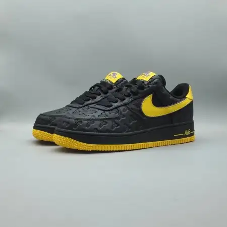 Kobe Bryant x Air Force 1 Low 'Lakers Away' 501F520