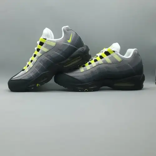 Air Max 95 OG 'Neon'