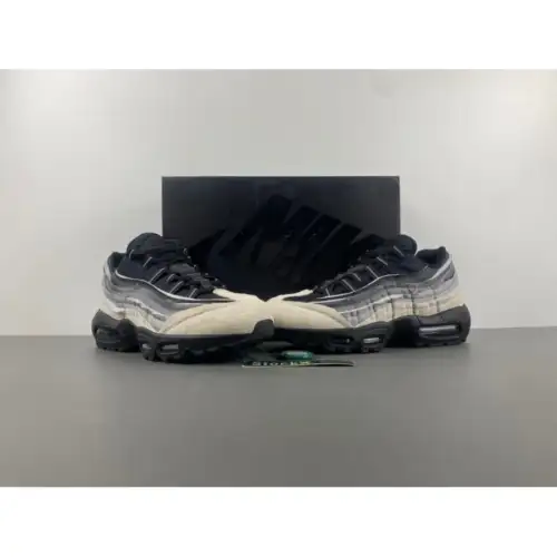 Comme des Grey Garçons x Air Max 95 'Grey'