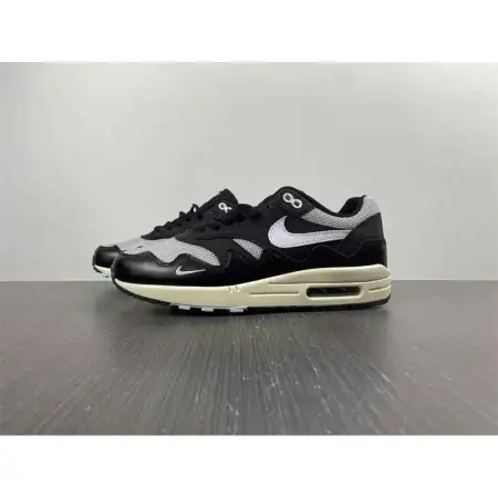 Patta x Air Max 1 'Black' 365221