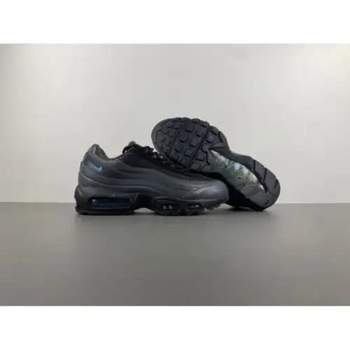 Corteiz x Air Max 95 SP 'Rules the World -  Air Max 95 Aegean Storm'