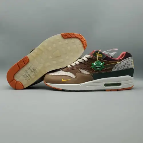 Air Max 1 '87 Luxe 'University of Oregon' PE