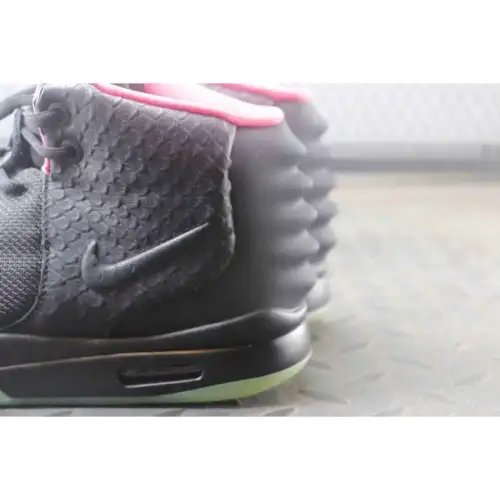 Air  Solar Red Yeezy 2 NRG 'Solar Red'