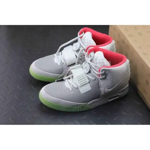 Air Yeezy Yeezy 2 NRG 'Pure Platinum'