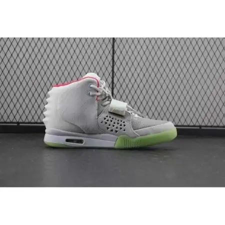 Air Yeezy Yeezy 2 NRG 'Pure Platinum'