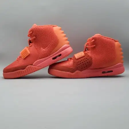 Air Red October Yeezy 2 SP 'Red October'