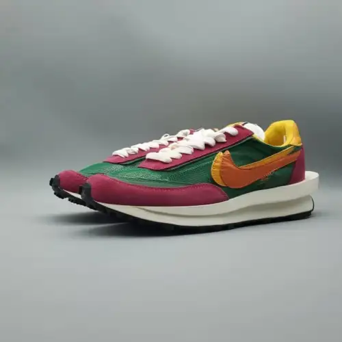 sacai x LDWaffle sacai 'Pine Green'