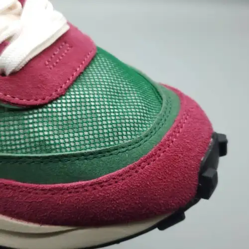 sacai x LDWaffle sacai 'Pine Green'