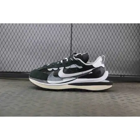 sacai x VaporWaffle VaporWaffle 'Black White'