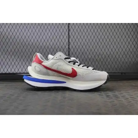 sacai  Sail x VaporWaffle 'Sail'