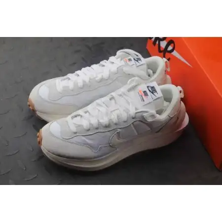 sacai x VaporWaffle 'Sail Gum' AFC1454