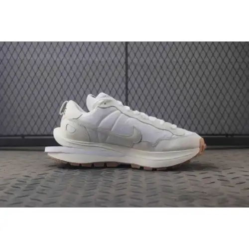 sacai x VaporWaffle sacai 'Sail Gum'