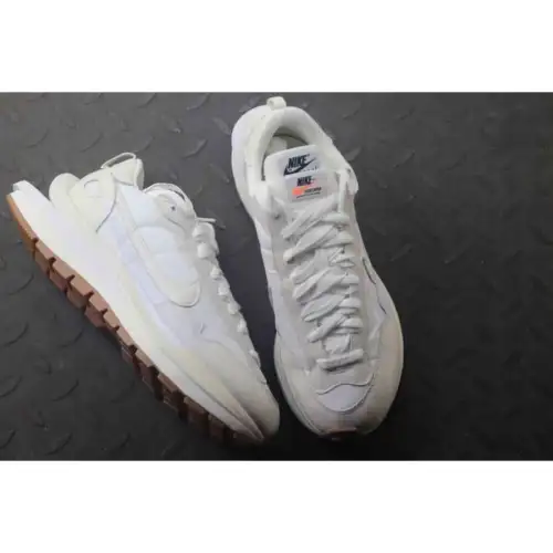 sacai x VaporWaffle sacai 'Sail Gum'