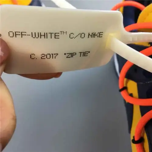 Off-White x University Gold Dunk Low 'University Gold'