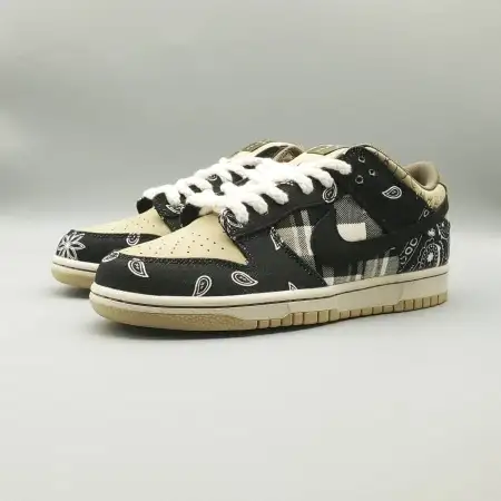 Travis Scott x Dunk Low Premium QS SB 'Cactus Jack' F37240